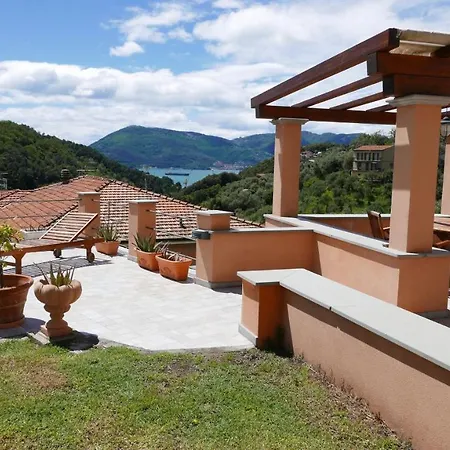 Terrazza Mongiardino Διαμέρισμα *